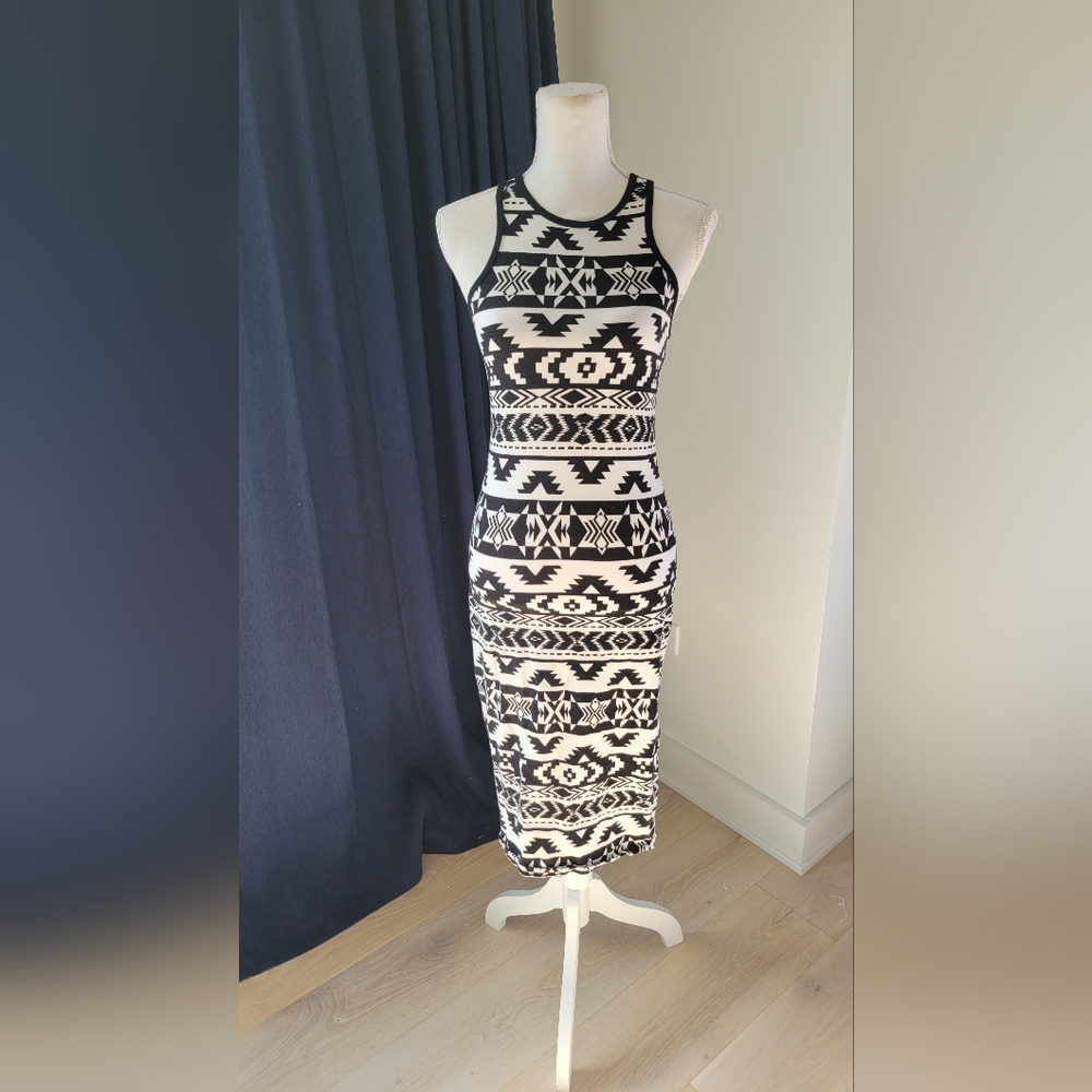 EXPRESS | Tribal Print Bodycon Dress